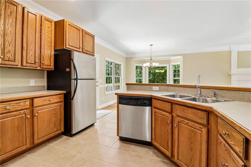 868 Whitehead Road Sugar Hill, GA 30518 - Photo 10 of 28 Gallery Image 10
