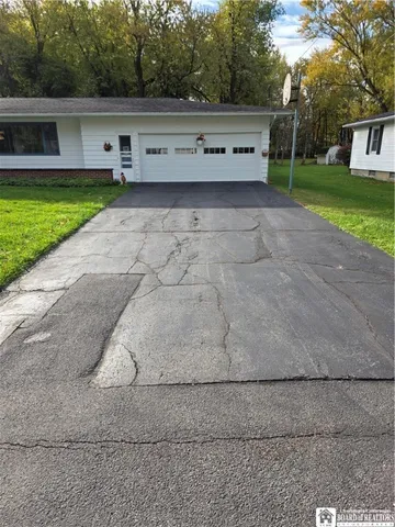 $275,000 | 9 Carol Avenue, Pomfret, NY 14063