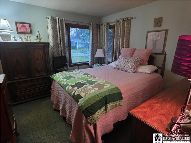 $275,000 | 9 Carol Avenue, Pomfret, NY 14063