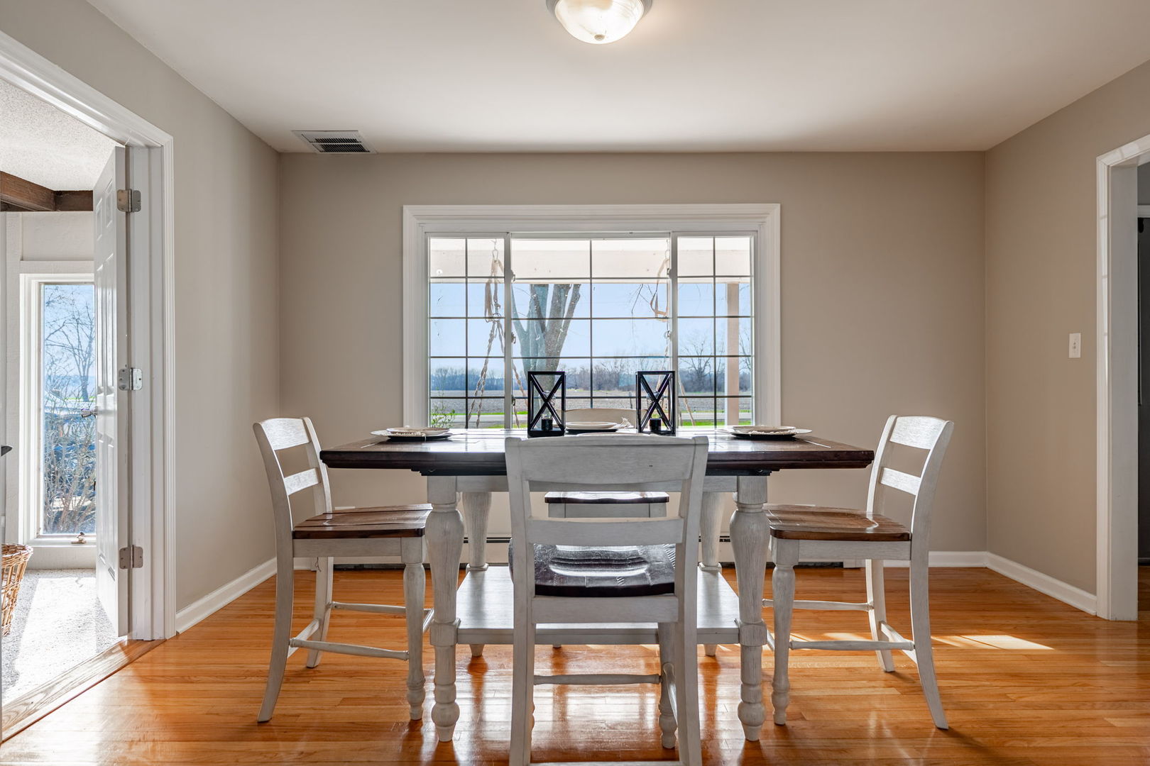 3518 Raycraft Road Woodstock, IL 60098 - Photo 9 of 60 Gallery Image 9