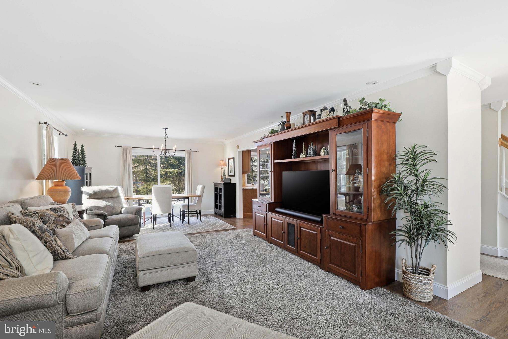 320 North New Street Lititz, PA 17543 - Photo 12 of 45 Living room