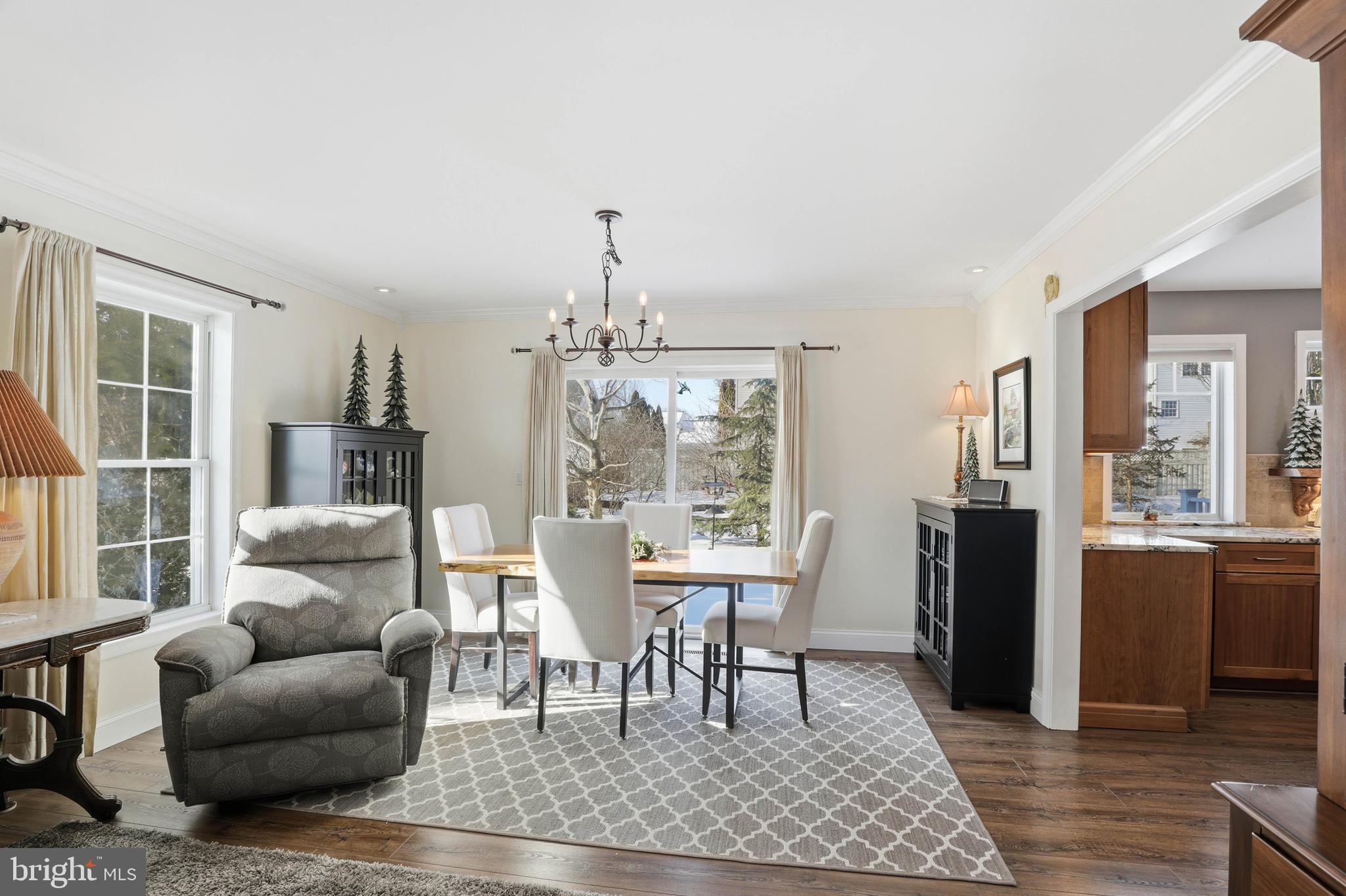 320 North New Street Lititz, PA 17543 - Photo 14 of 45 Dining area