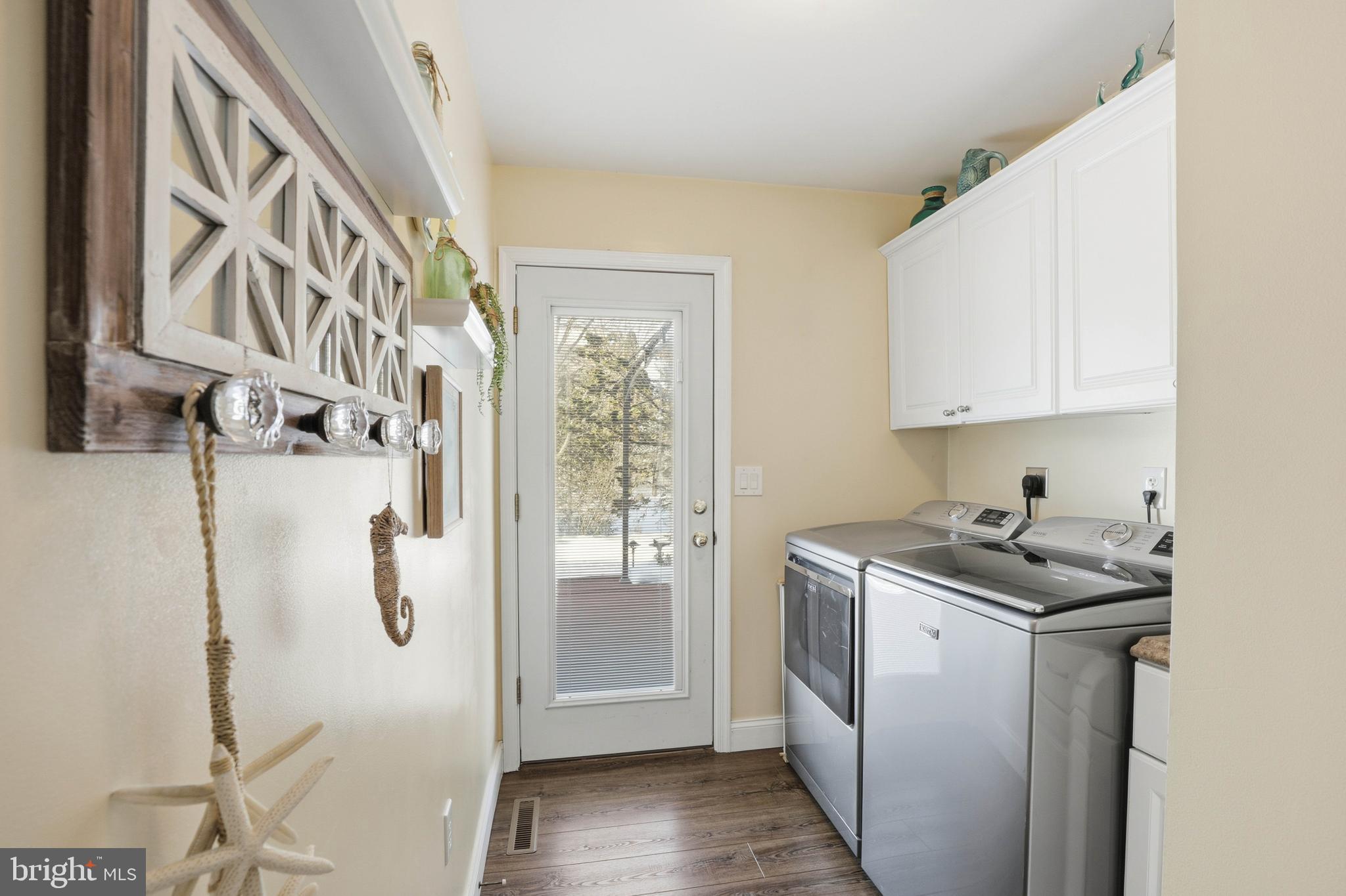 320 North New Street Lititz, PA 17543 - Photo 22 of 45 Laundry room