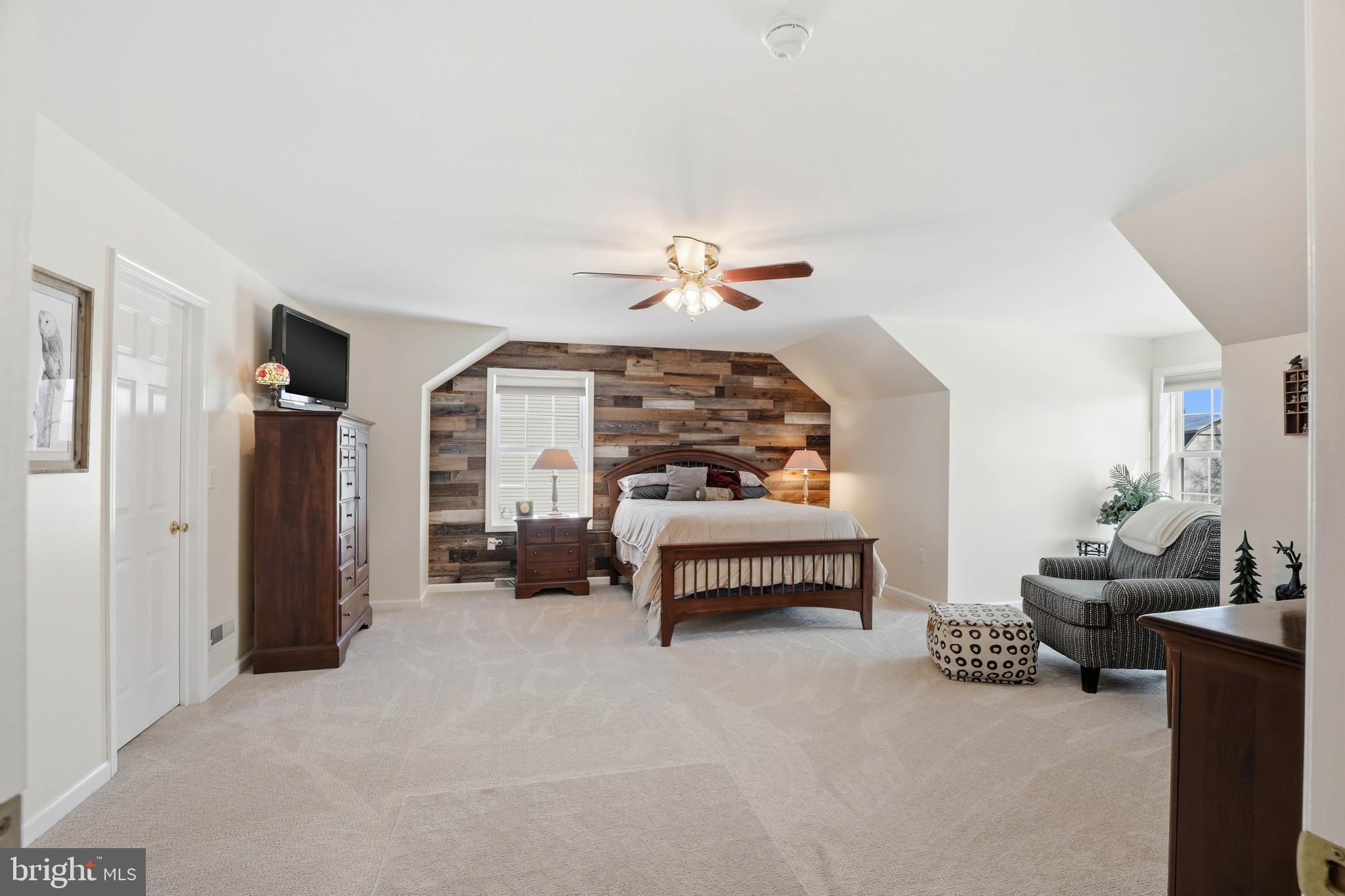 320 North New Street Lititz, PA 17543 - Photo 24 of 45 Primary bedroom