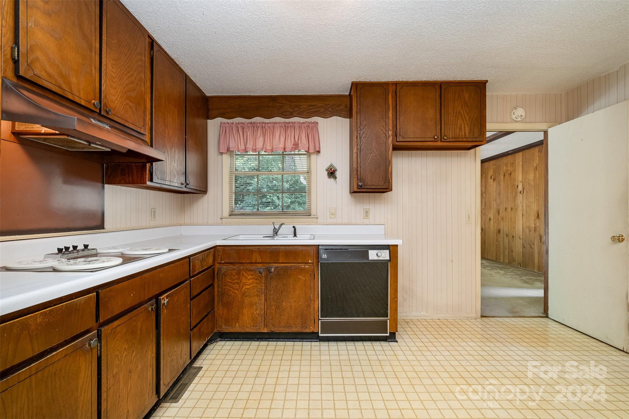 1444 Sansberry Road Charlotte, NC 28262 - Photo 14 of 36 Gallery Image 14