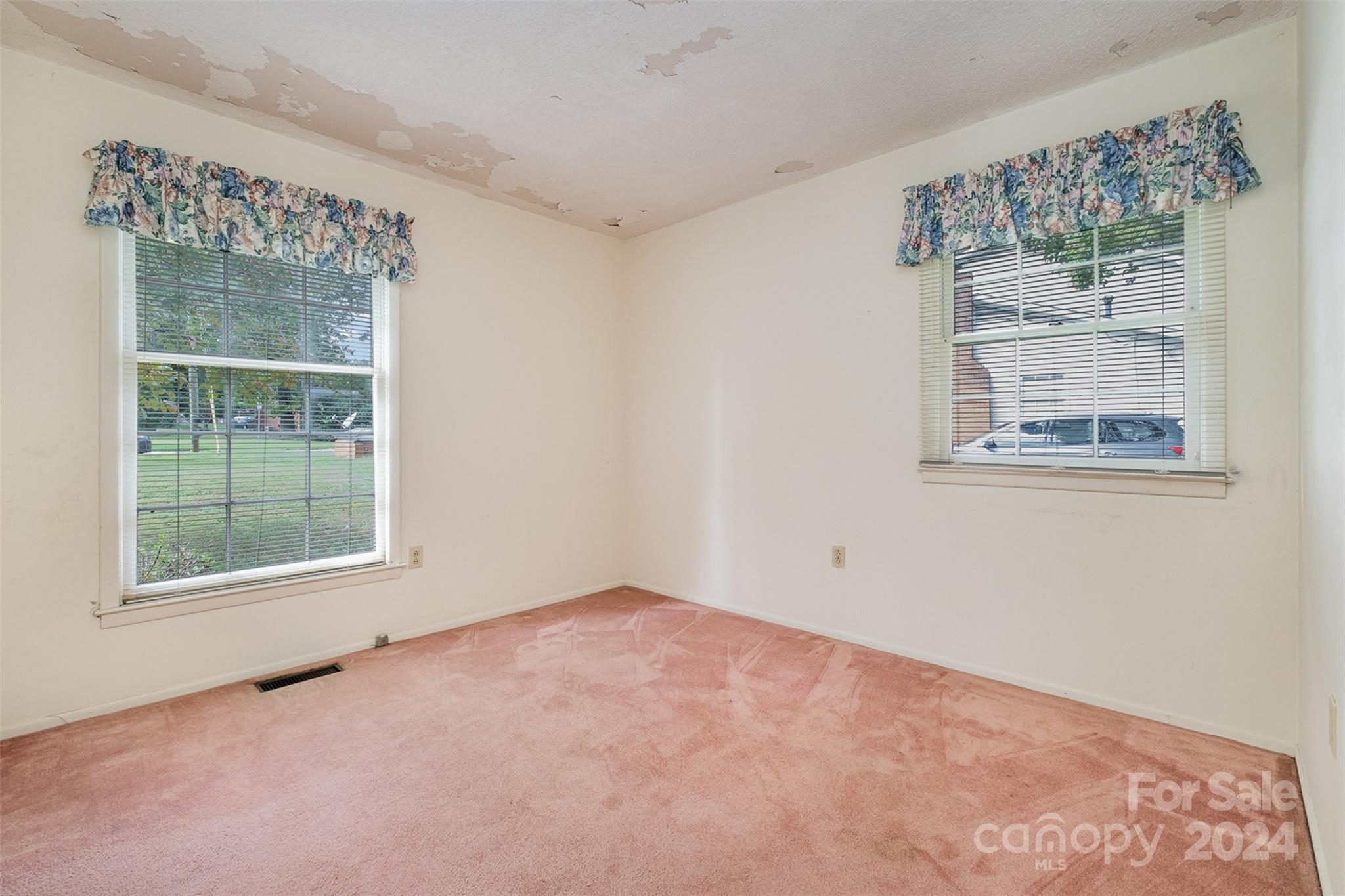 1444 Sansberry Road Charlotte, NC 28262 - Photo 30 of 36 Gallery Image 30