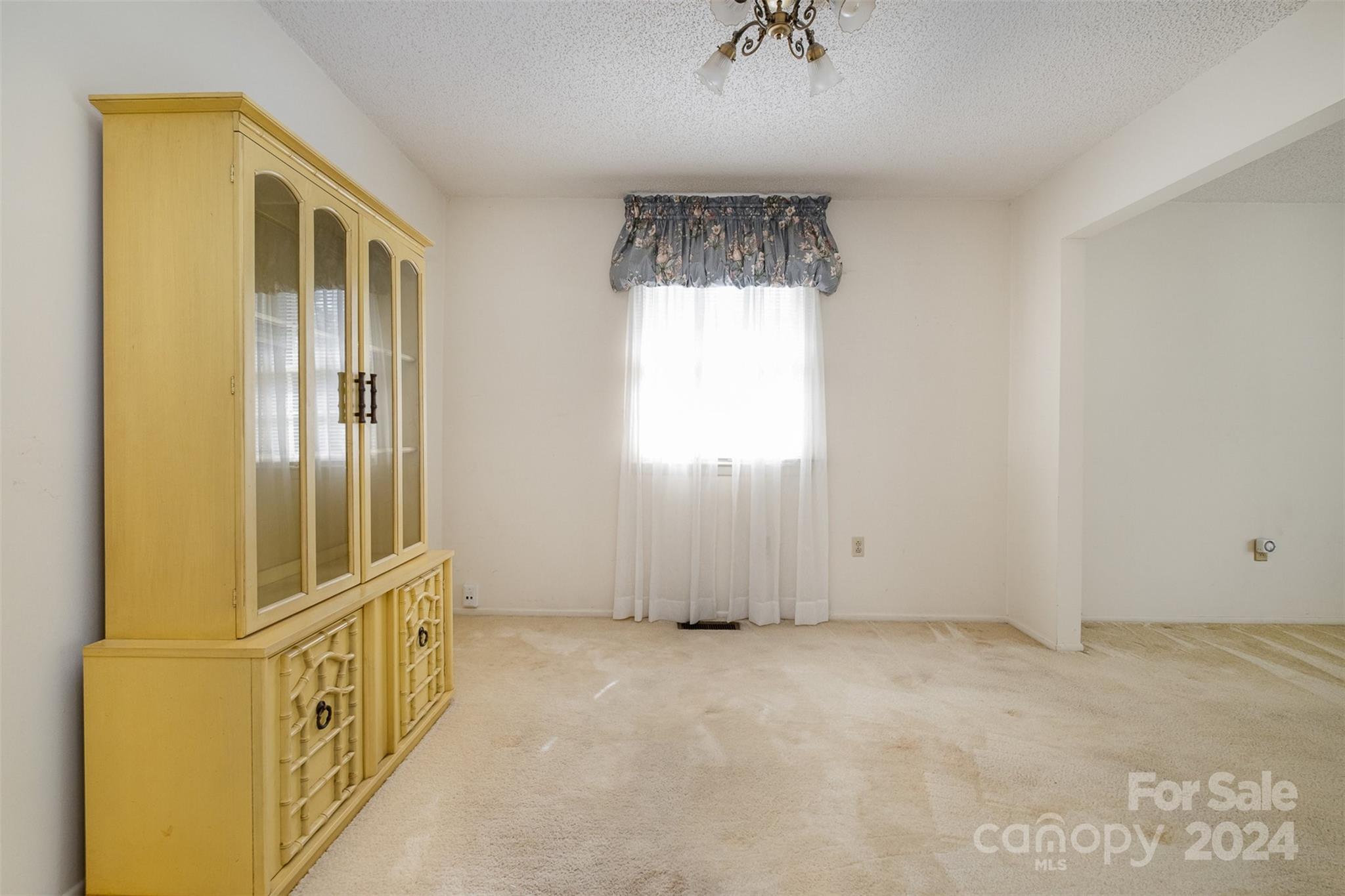 1444 Sansberry Road Charlotte, NC 28262 - Photo 9 of 36 Gallery Image 9