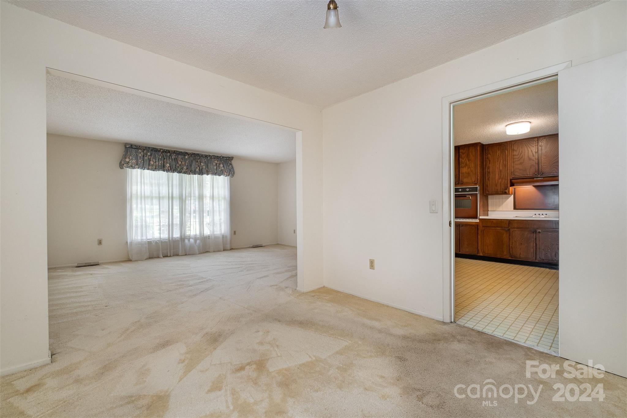 1444 Sansberry Road Charlotte, NC 28262 - Photo 10 of 36 Gallery Image 10