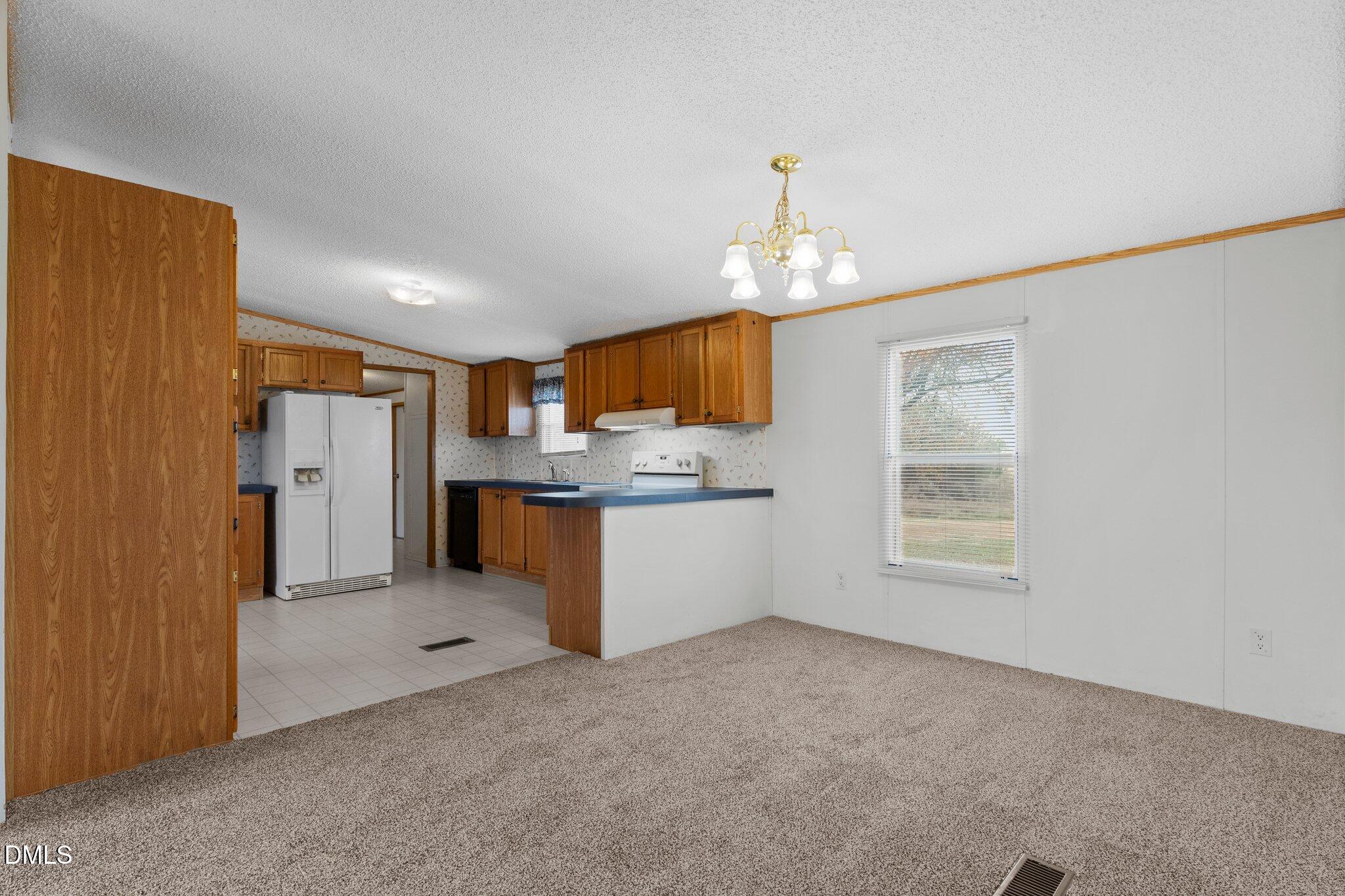 1385 Live Oak Road Coats, NC 27521 - Photo 13 of 19 7
