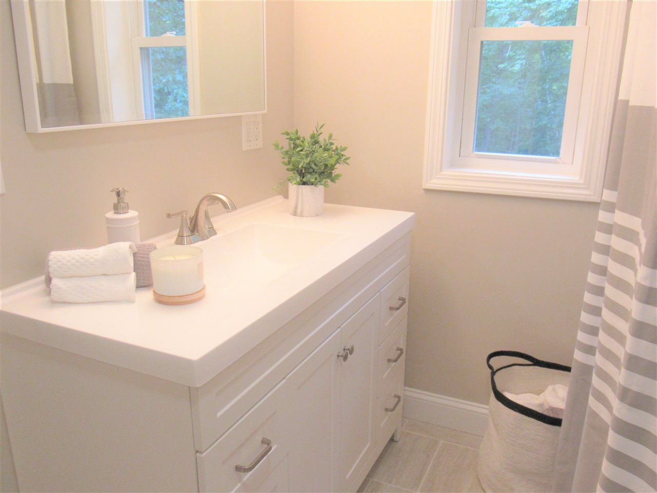 1 Derby Road Derry, NH 03038 - Photo 24 of 25