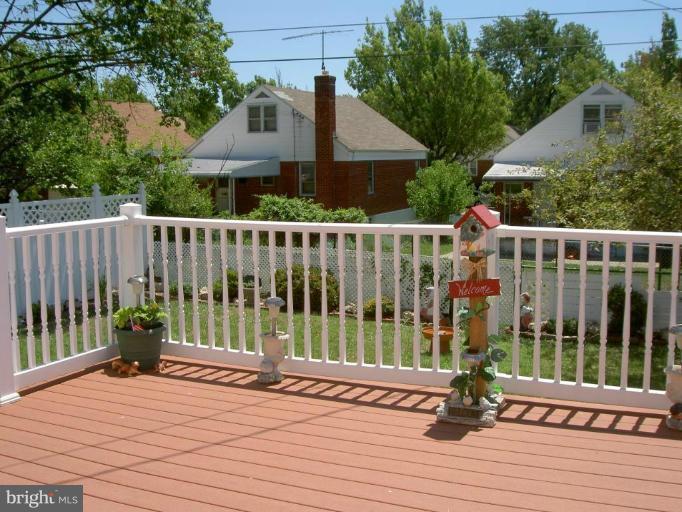 6903 Chambers Road Baltimore, MD 21234 - Photo 19 of 19 Exterior (Rear)