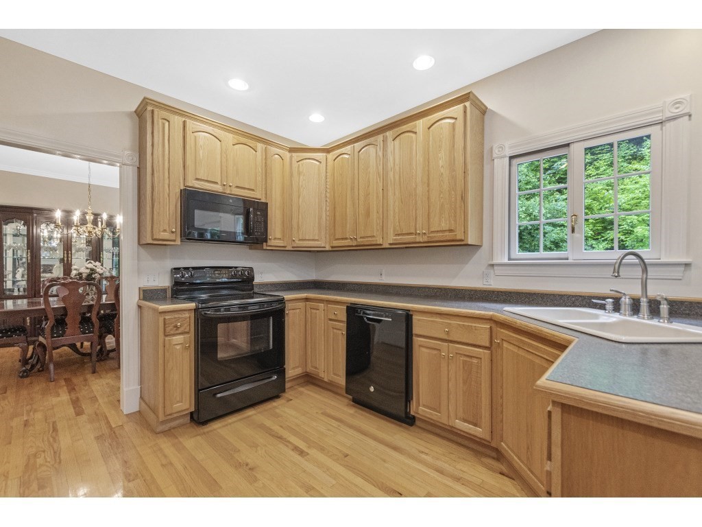 33 Shaker Road Harvard, MA 01451 - Photo 8 of 39