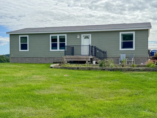 $249,900 | W3223 690th Avenue, Spring Valley, WI 54767