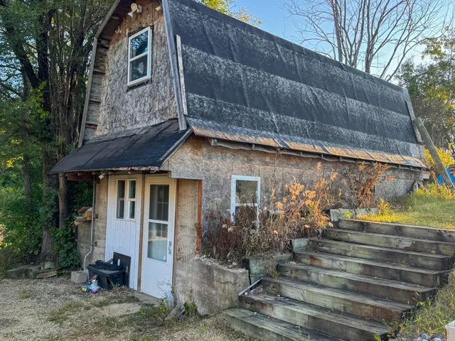 $249,900 | W3223 690th Avenue, Spring Valley, WI 54767