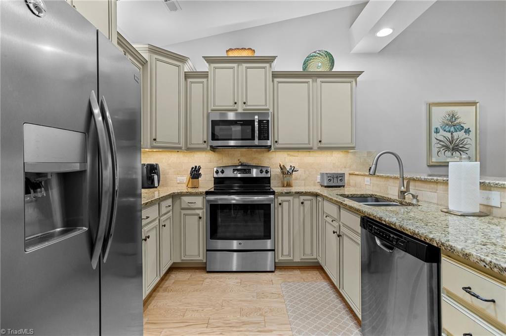 485 Crosswick Road Clemmons, NC 27012 - Photo 17 of 47 Gallery Image 17