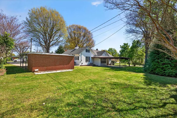 $349,900 | 212 East Fairview Avenue, Gaffney, SC 29340