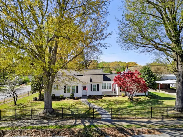$349,900 | 212 East Fairview Avenue, Gaffney, SC 29340