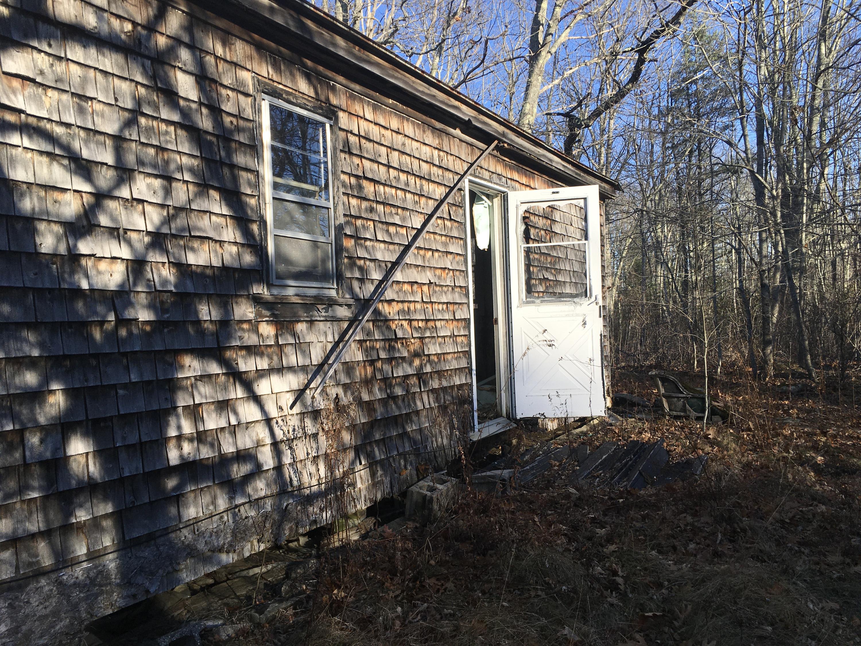 128 Miller Road Waldoboro, ME 04572 - Photo 6 of 8 Photo Nov 24, 2 06 05 PM