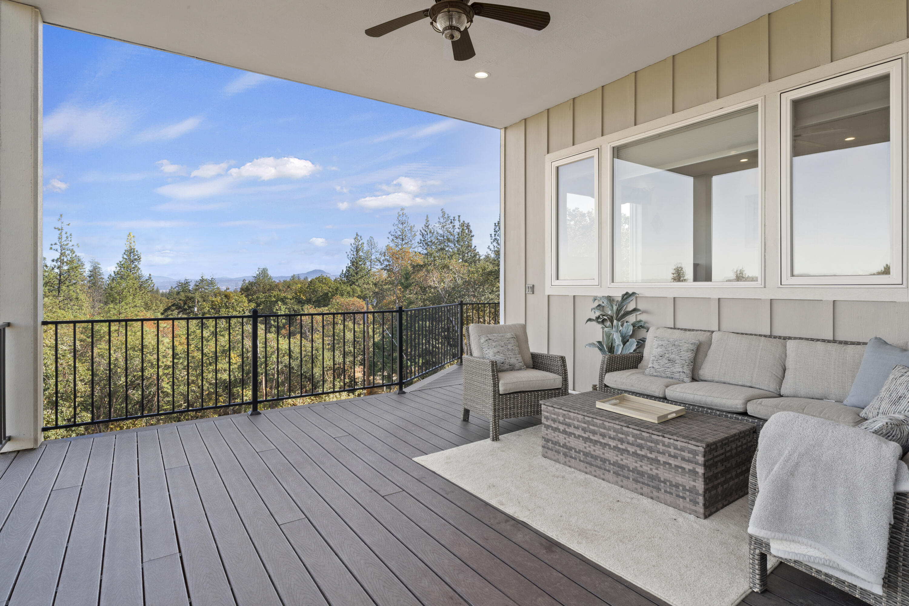 4871 Old Stage Road Central Point, OR 97502 - Photo 29 of 48 Deck with ceiling fan and views