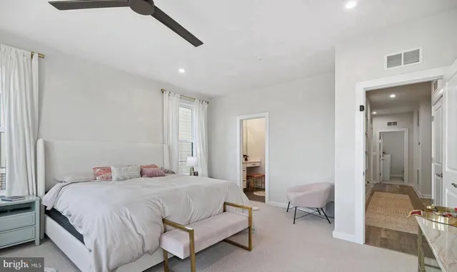 $3,700 | 16204 Connors Way, Unit 62, Rockville, MD 20855