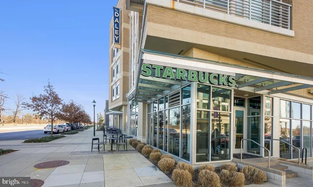 $3,700 | 16204 Connors Way, Unit 62, Rockville, MD 20855