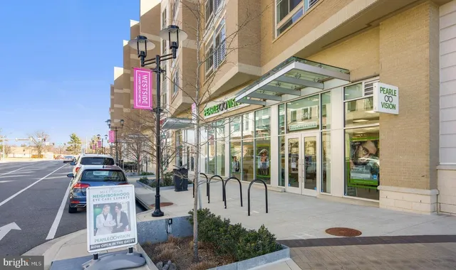 $3,700 | 16204 Connors Way, Unit 62, Rockville, MD 20855