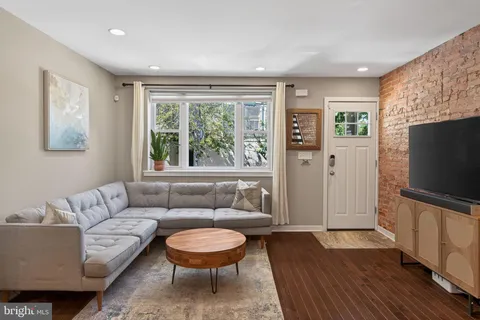 $525,000 | 1130 Latona Street, Philadelphia, PA 19147