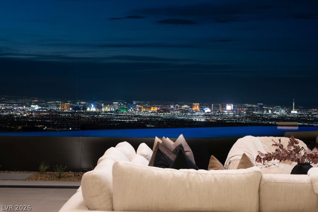 12 Chisel Crest Court Henderson, NV 89012 - Photo 30 of 96