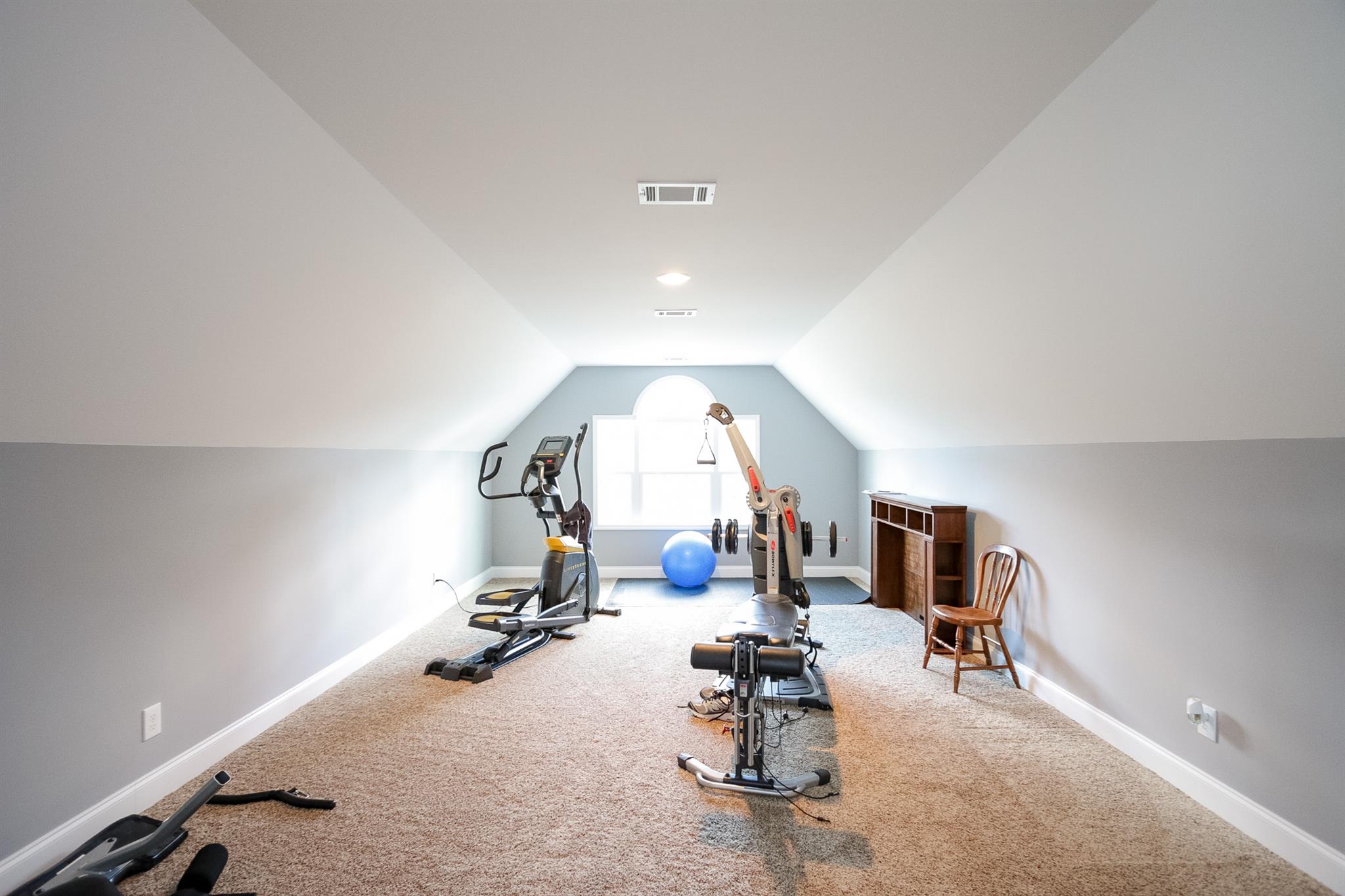 1069 Northern Road Mount Juliet, TN 37122 - Photo 21 of 30 a view of a room with gym equipment