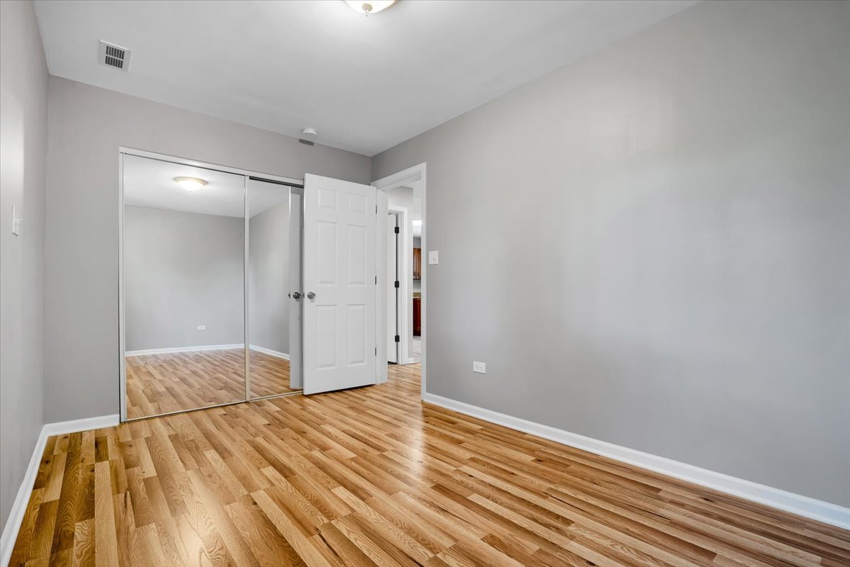 2425 Riverside Drive West McHenry, IL 60050 - Photo 13 of 30 Gallery Image 13