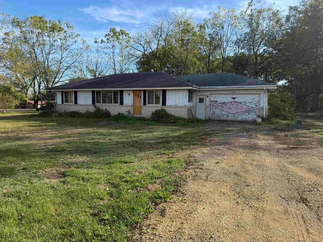 $269,900 | N2492 Tremaine Road, Darien, WI 53114