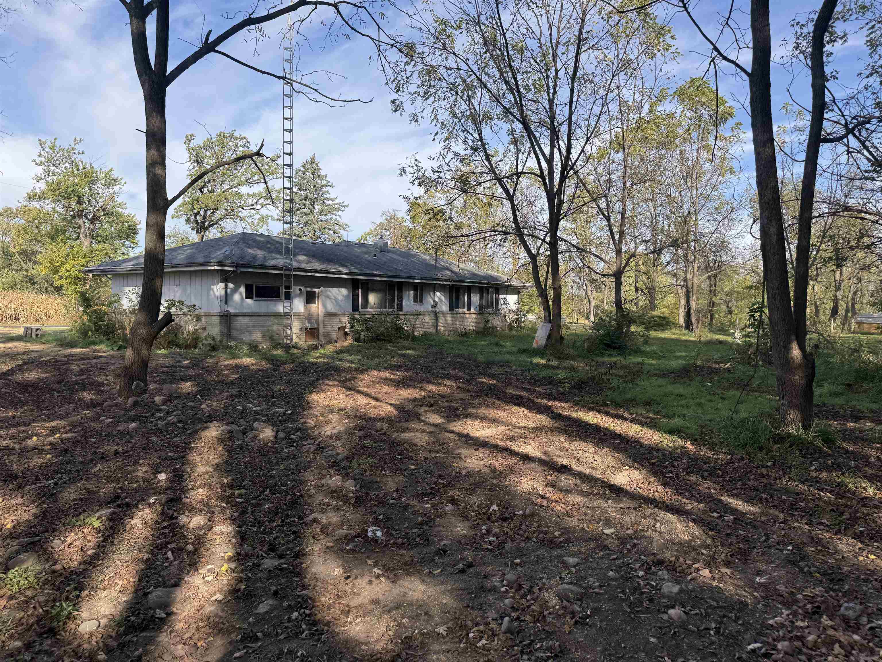 N2492 Tremaine Road Darien, WI 53114 - Photo 3 of 18