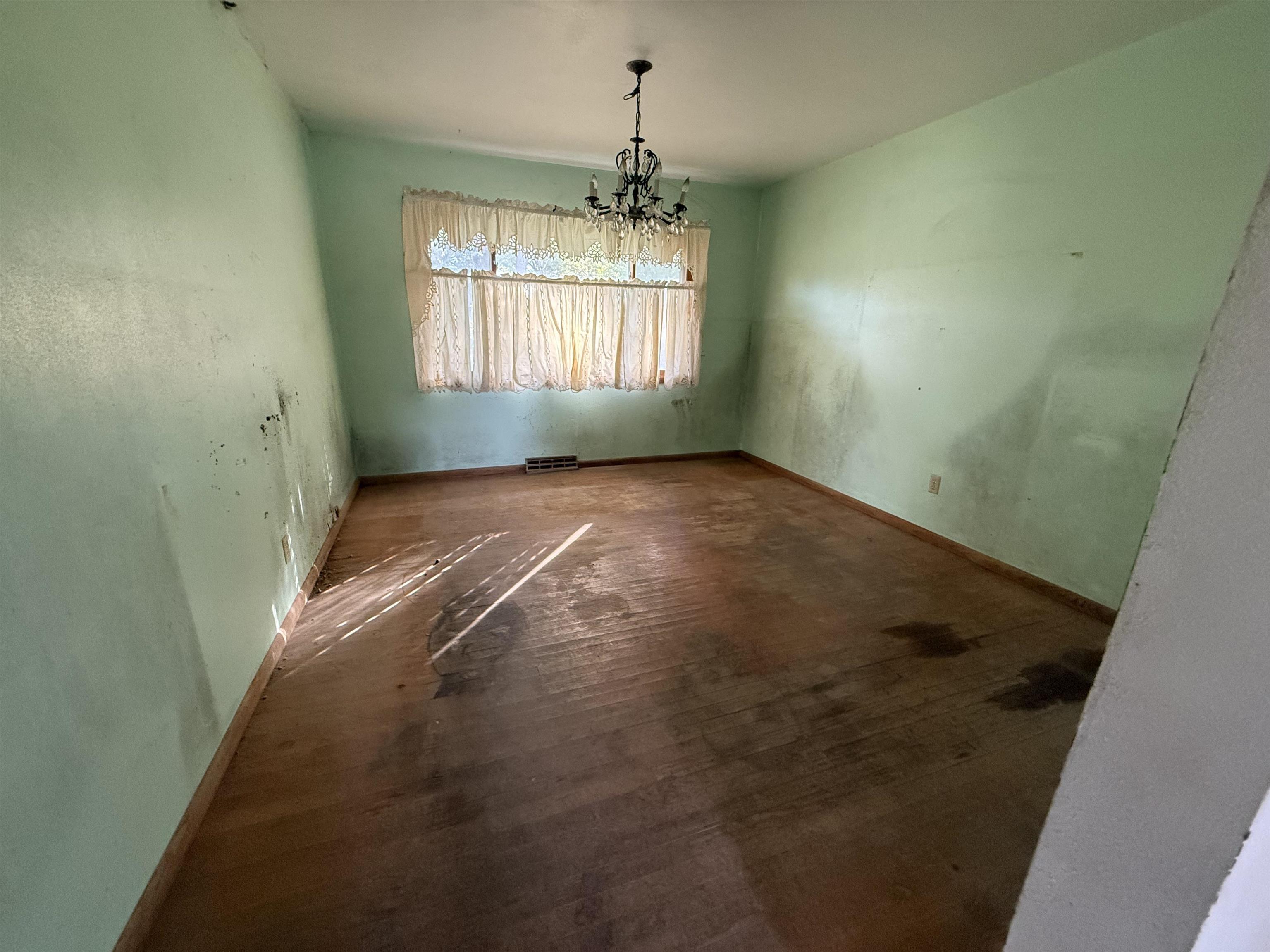 N2492 Tremaine Road Darien, WI 53114 - Photo 6 of 18