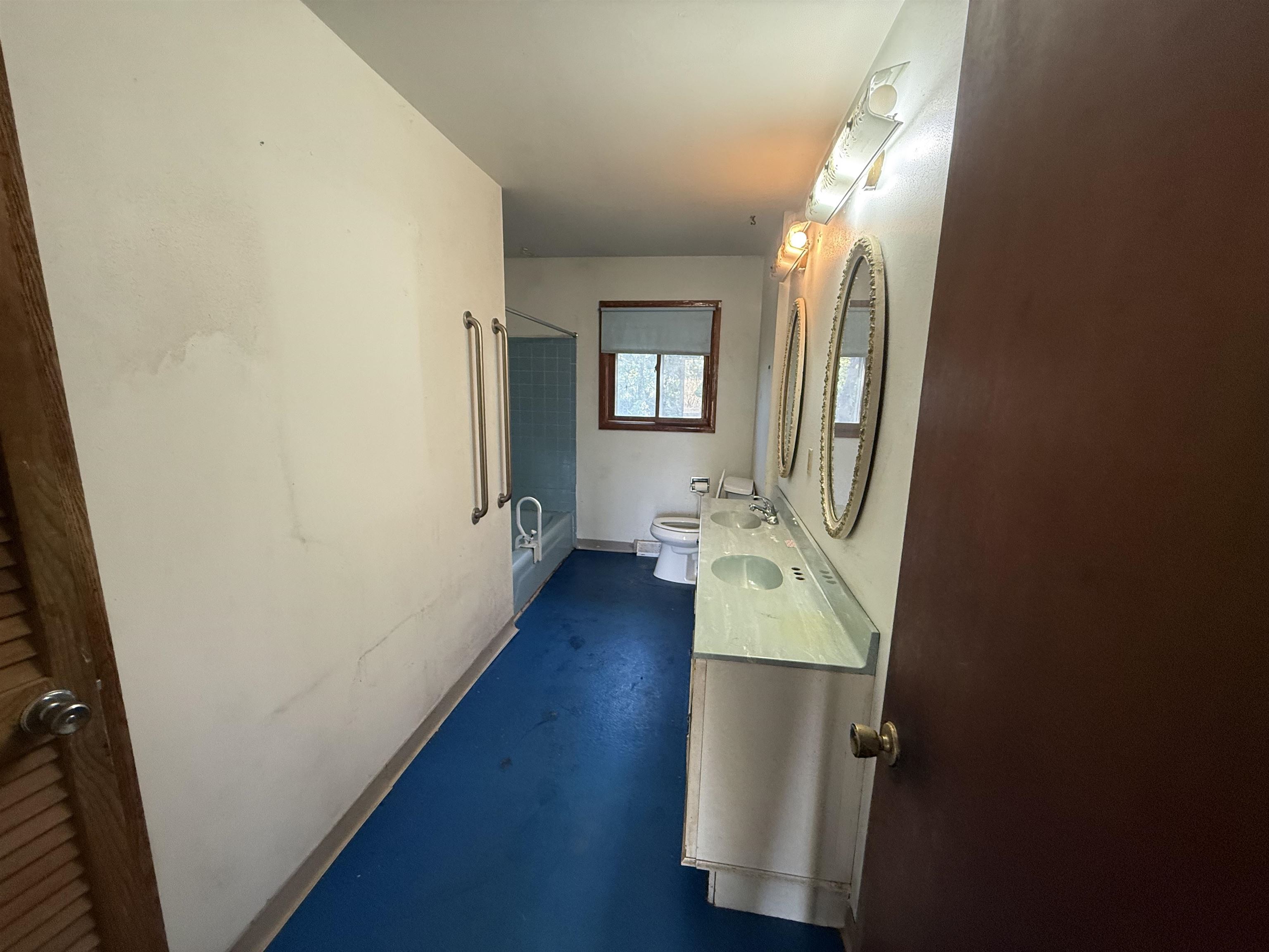 N2492 Tremaine Road Darien, WI 53114 - Photo 8 of 18