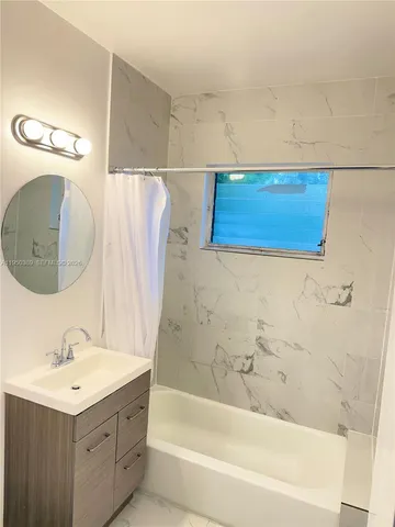 $2,000 | 145 South Shore Drive, Unit 2, Miami Beach, FL 33141