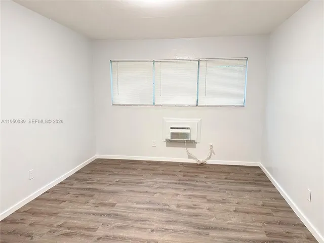 $2,000 | 145 South Shore Drive, Unit 2, Miami Beach, FL 33141