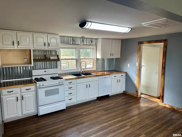 $153,000 | 7184 Quail Run Road, Salem, IL 62881