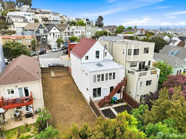 $405,000 | 289 Chenery Street, San Francisco, CA 94131