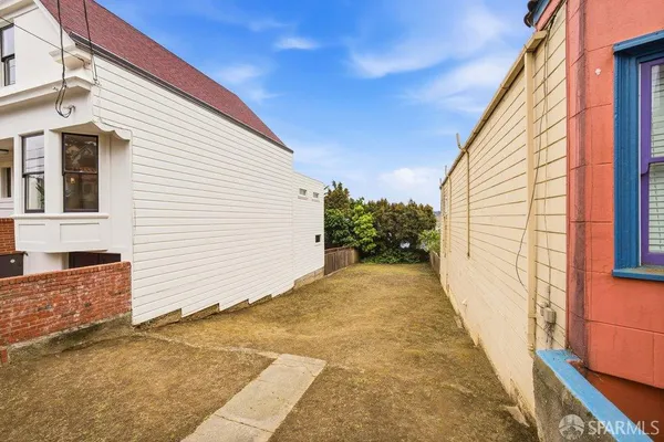 $405,000 | 289 Chenery Street, San Francisco, CA 94131