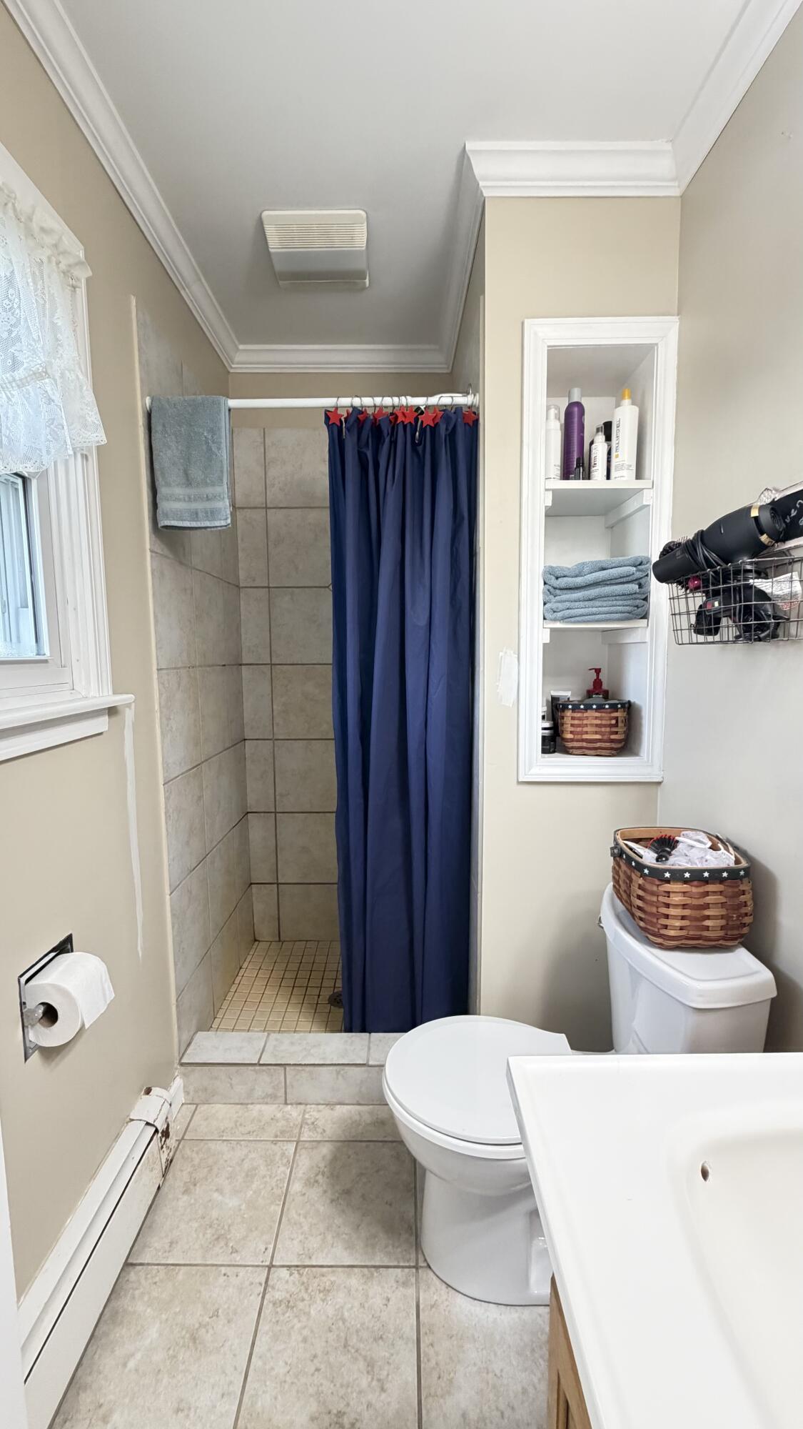 8488 Beard Road Avoca, MI 48006 - Photo 11 of 28 Primary bathroom