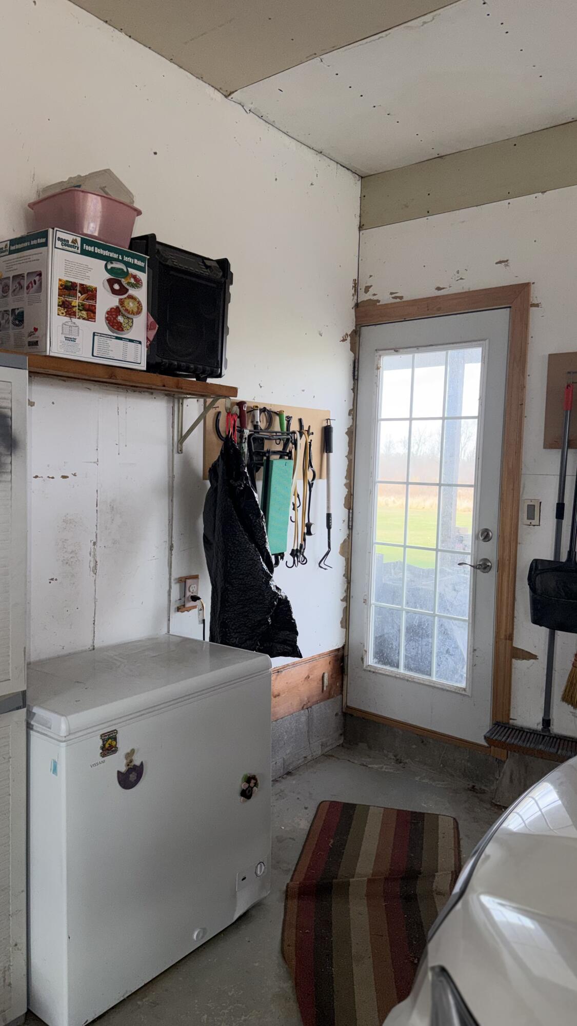 8488 Beard Road Avoca, MI 48006 - Photo 19 of 28 Attached to garage