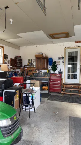 $349,799 | 8488 Beard Road, Avoca, MI 48006