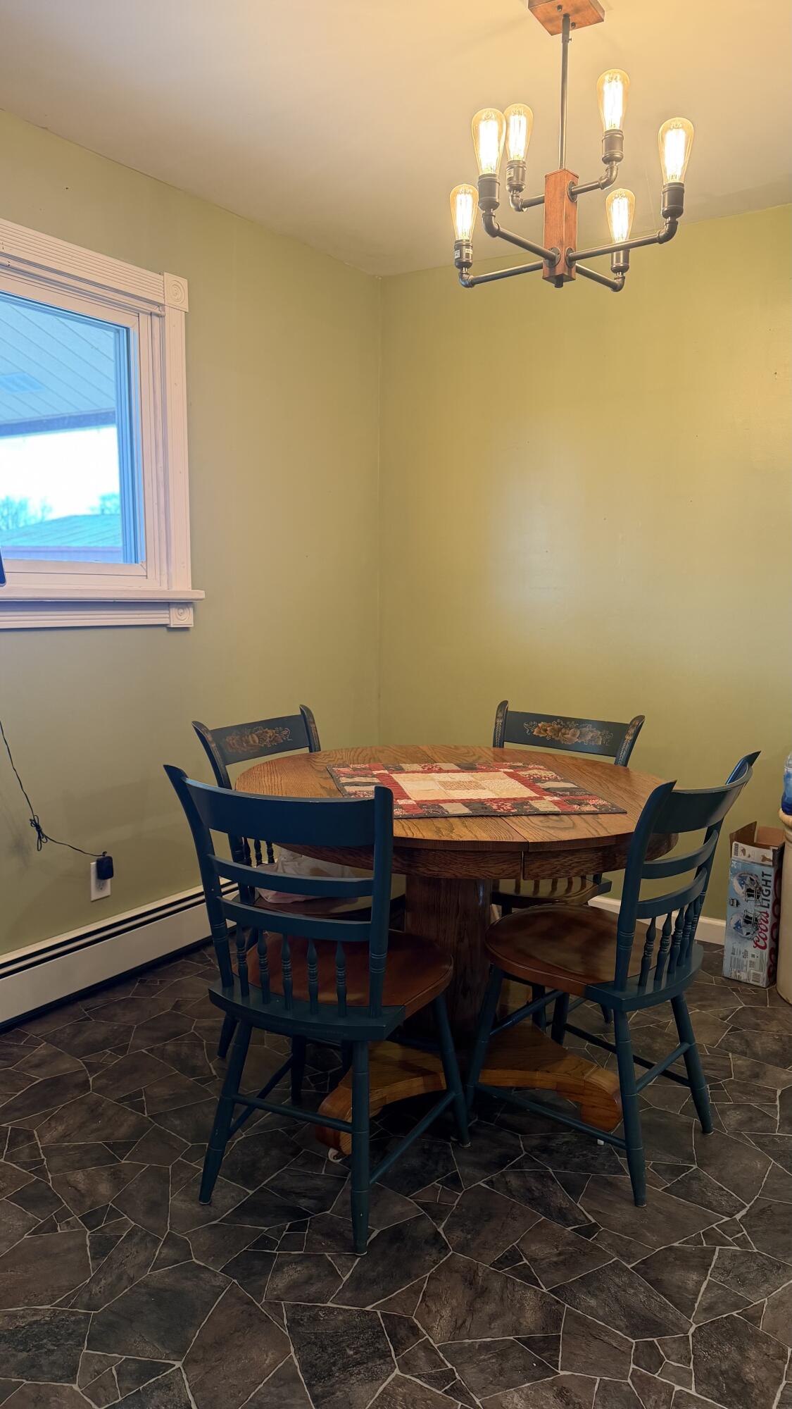 8488 Beard Road Avoca, MI 48006 - Photo 6 of 28 Dinning area/kitchen