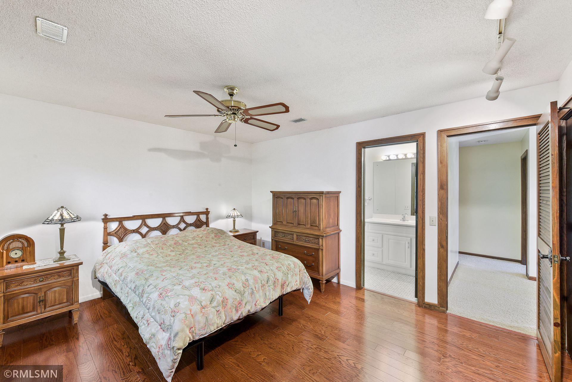 8789 Basswood Road Eden Prairie, MN 55344 - Photo 20 of 36 Gallery Image 20