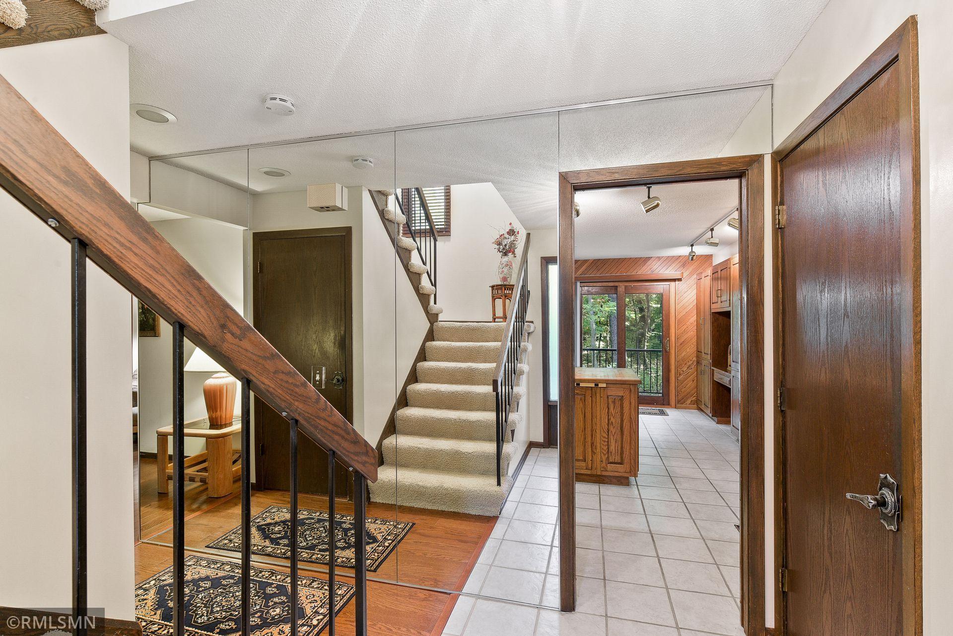 8789 Basswood Road Eden Prairie, MN 55344 - Photo 8 of 36 Gallery Image 8