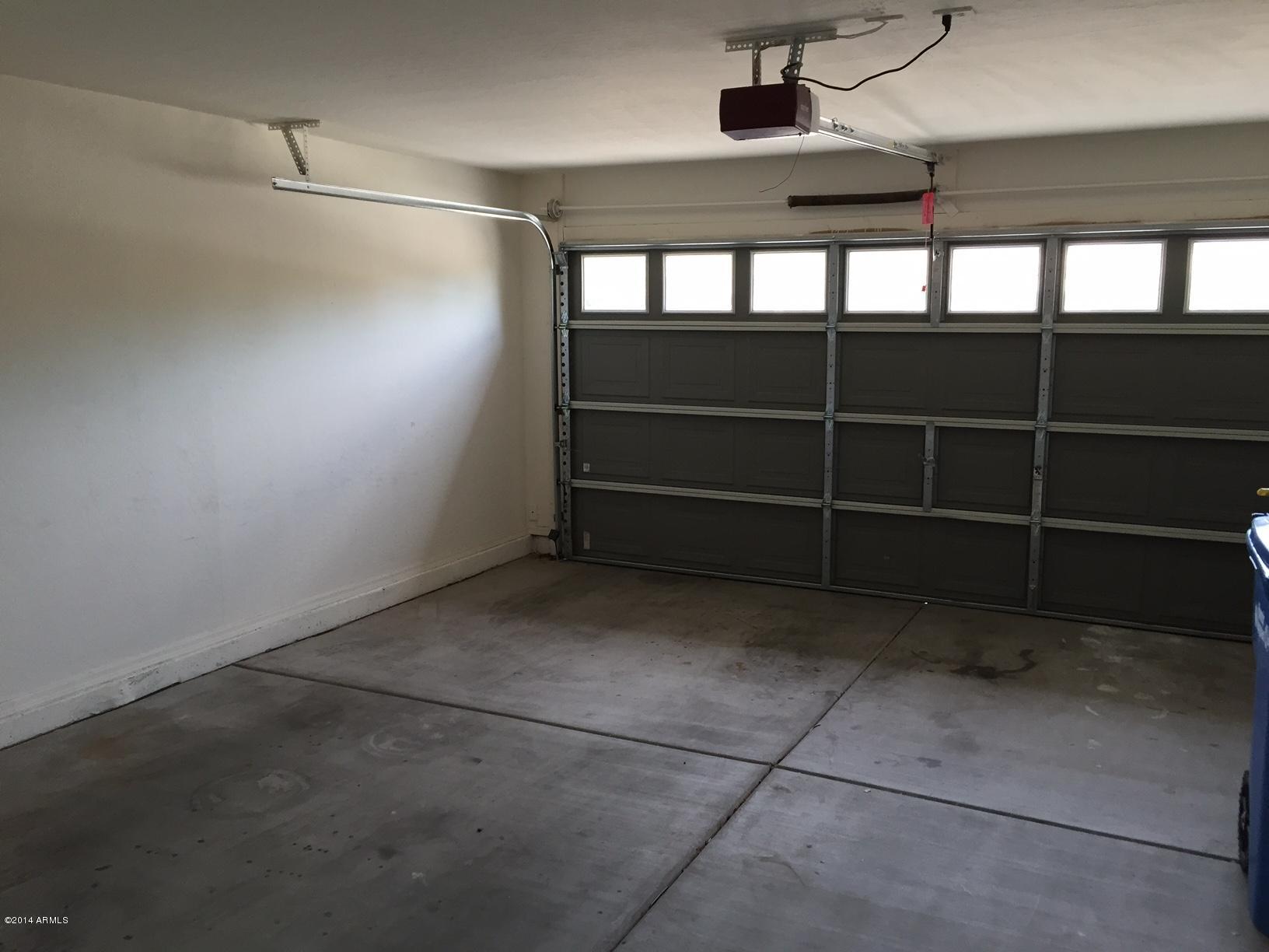 3115 West Alta Vista Road Phoenix, AZ 85041 - Photo 21 of 27 Garage