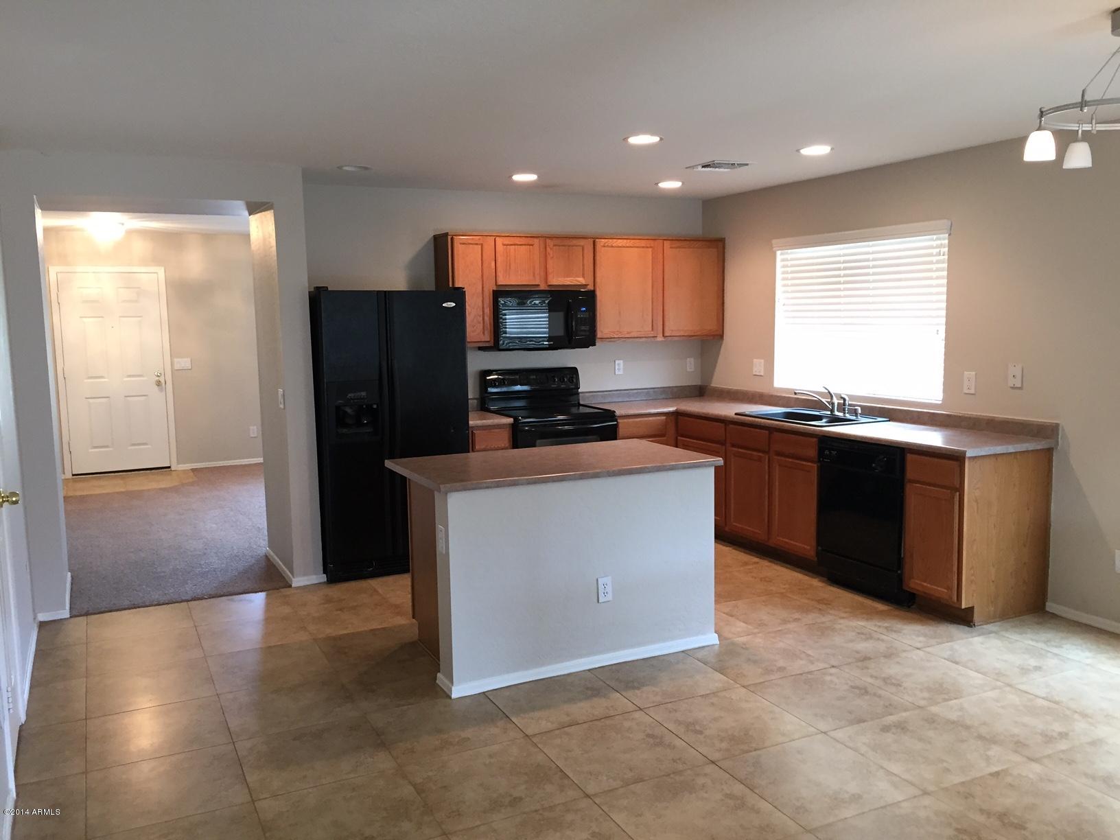 3115 West Alta Vista Road Phoenix, AZ 85041 - Photo 3 of 27 Kitchen