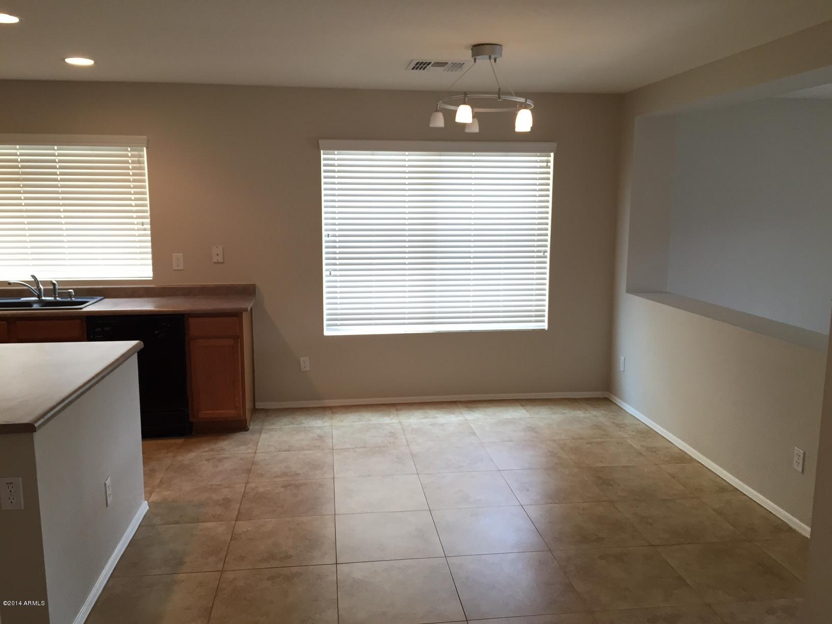 3115 West Alta Vista Road Phoenix, AZ 85041 - Photo 9 of 27 Eat-in Kitchen (2)