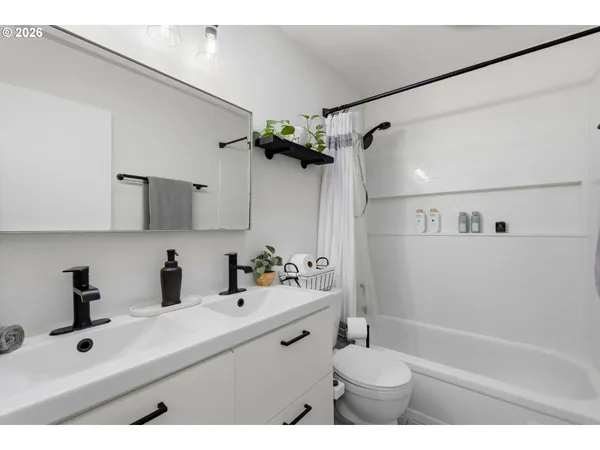 $265,000 | 28740 Southwest Parkway Avenue, Unit D2, Wilsonville, OR 97070