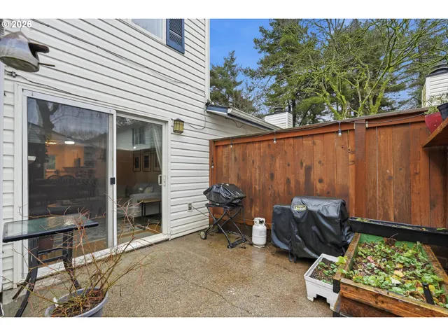 $274,900 | 28740 Southwest Parkway Avenue, Unit D2, Wilsonville, OR 97070